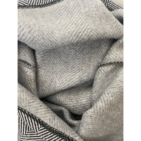 J Crew Black White Harringbone Shirt Sweatshirt Sz L Fleece lined Top Cowl Neck - Picture 7 of 7